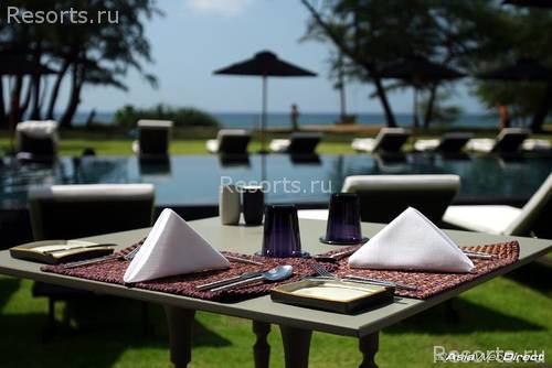 SALA Phuket Resort & Spa 39